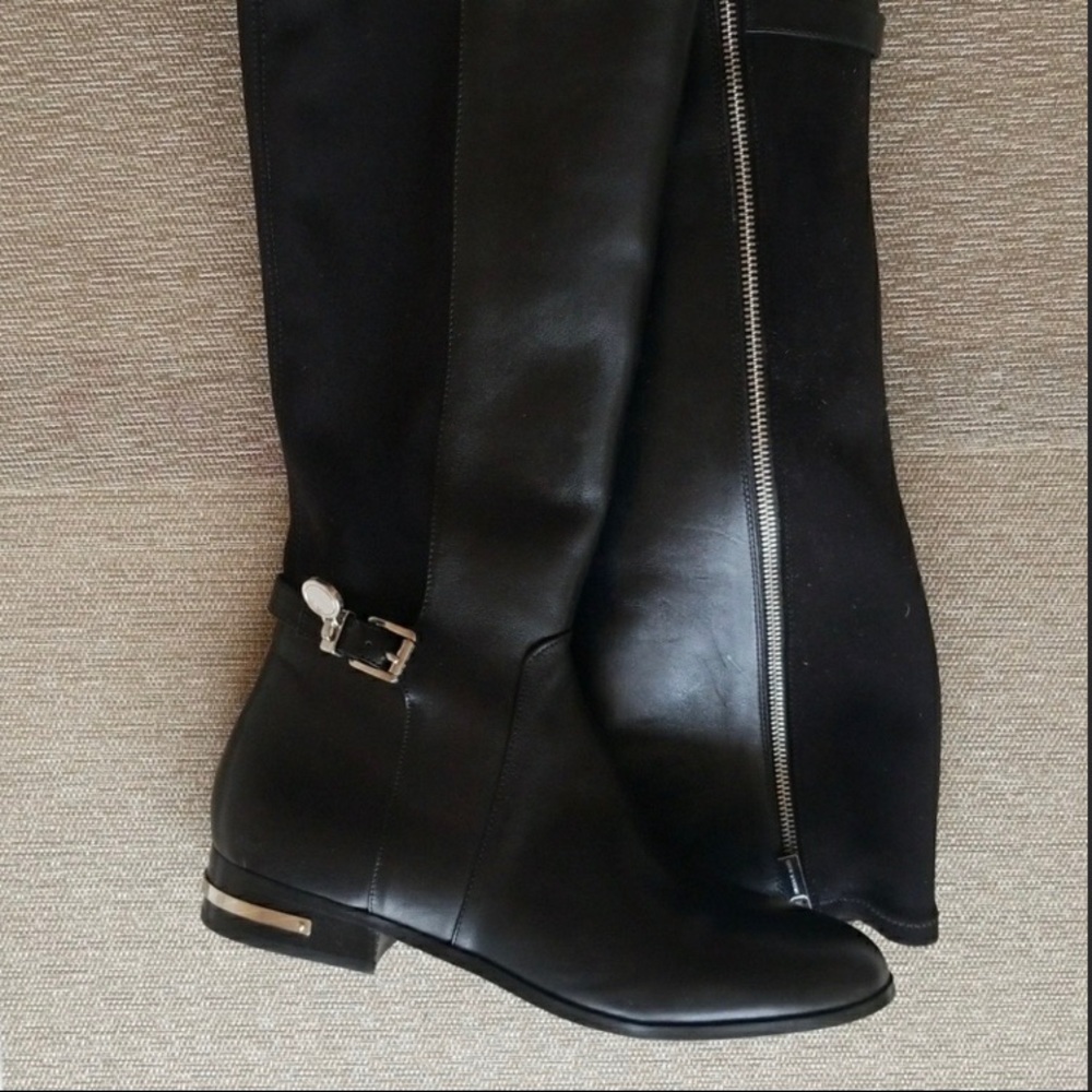 Zip up boots